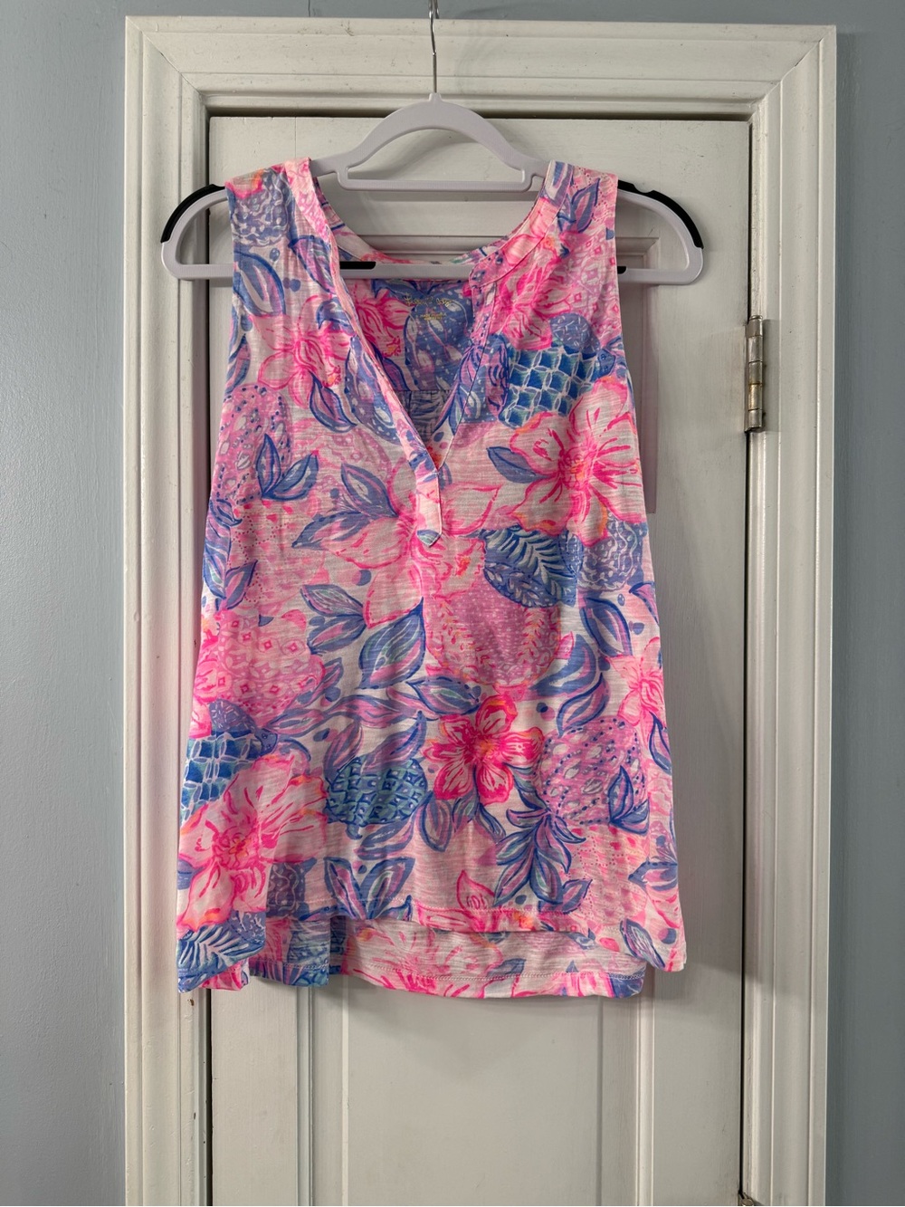 Lilly Pulitzer Pink & Blue Floral V-Neck Tank